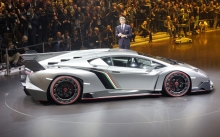    Lamborghini Veneno 
